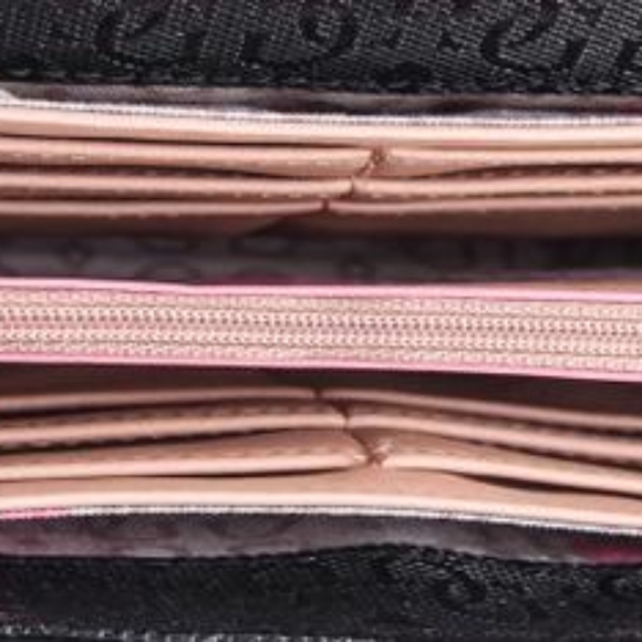 GUESA Marciano Britton Mini Black Patent Leather Cross Body Bag Purse - Picture 6 of 7